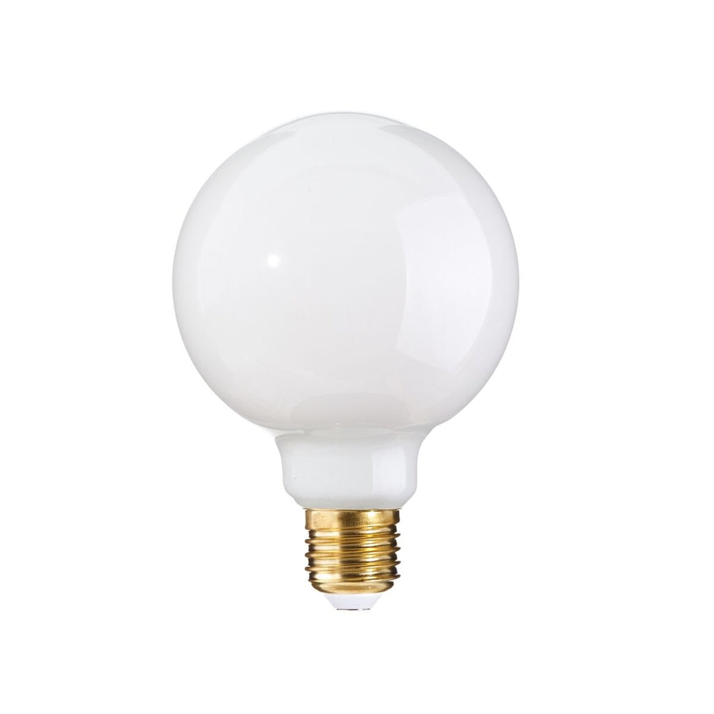 LED-Leuchte Weiß E27 6W 8 x 8 x 12 cm – Produktansicht 1