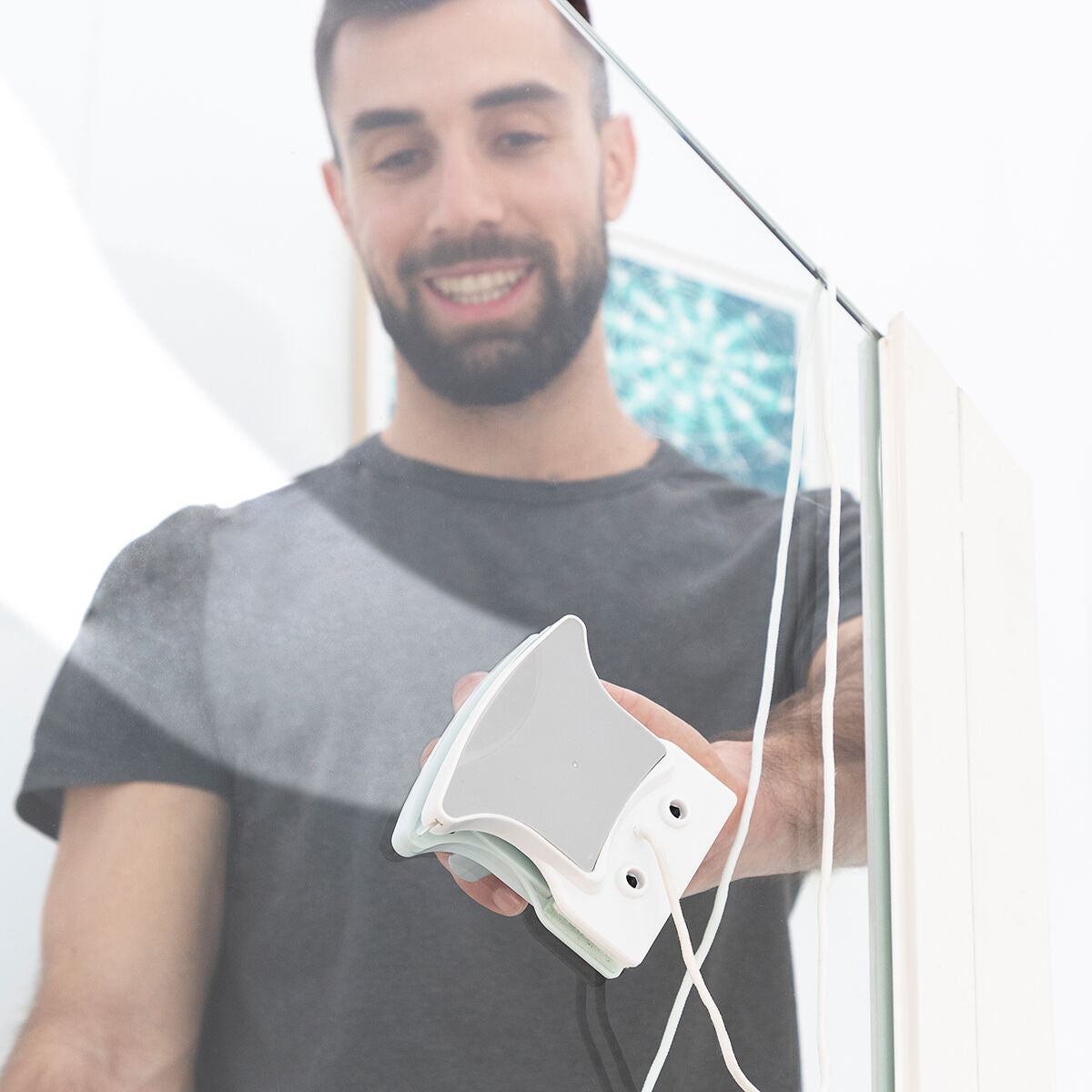 InnovaGoods Magnetischer Fensterreiniger Magly – Produktansicht 2