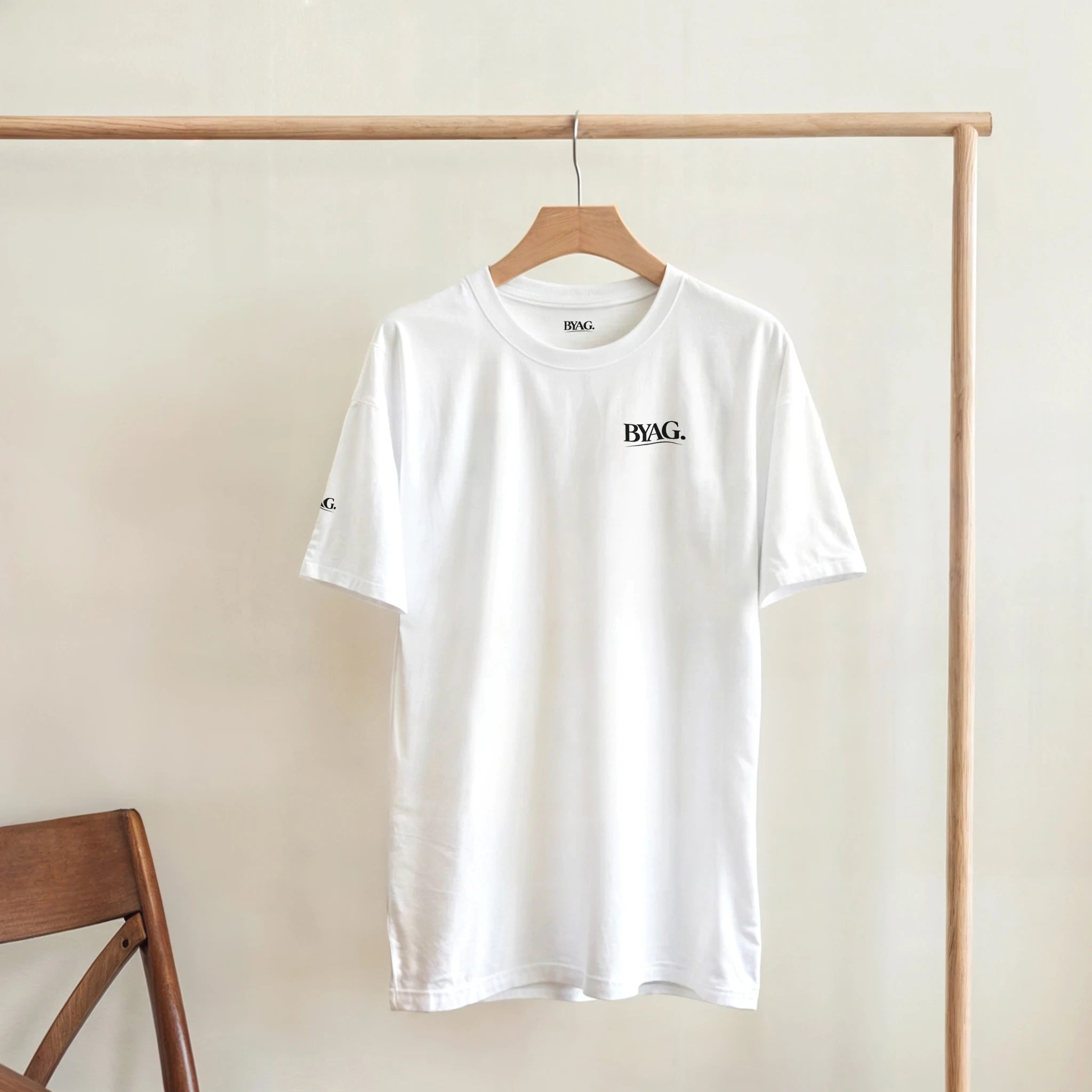 BYAG. T-Shirts Minimal - WHITE - BYAG.DEPrint MaterialBYAG.DEBYAG.DE246c8ba4-2481-481c-a6d4-2078cb62db94c23da97c - 2788 - 4f42 - ad3e - 4f35fa03b937S