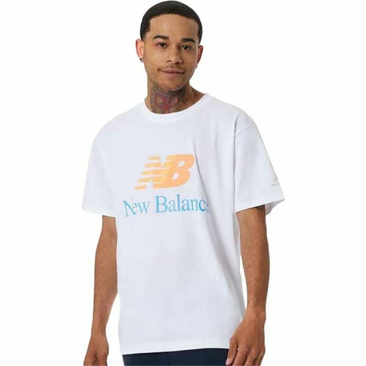New Balance Herren Kurzarm T-Shirt Essentials Celebrate Weiß - BYAG.T-ShirtNew BalanceBYAG.S6439245New Balance Herren Kurzarm T-Shirt Essentials Celebrate Weiß – LL