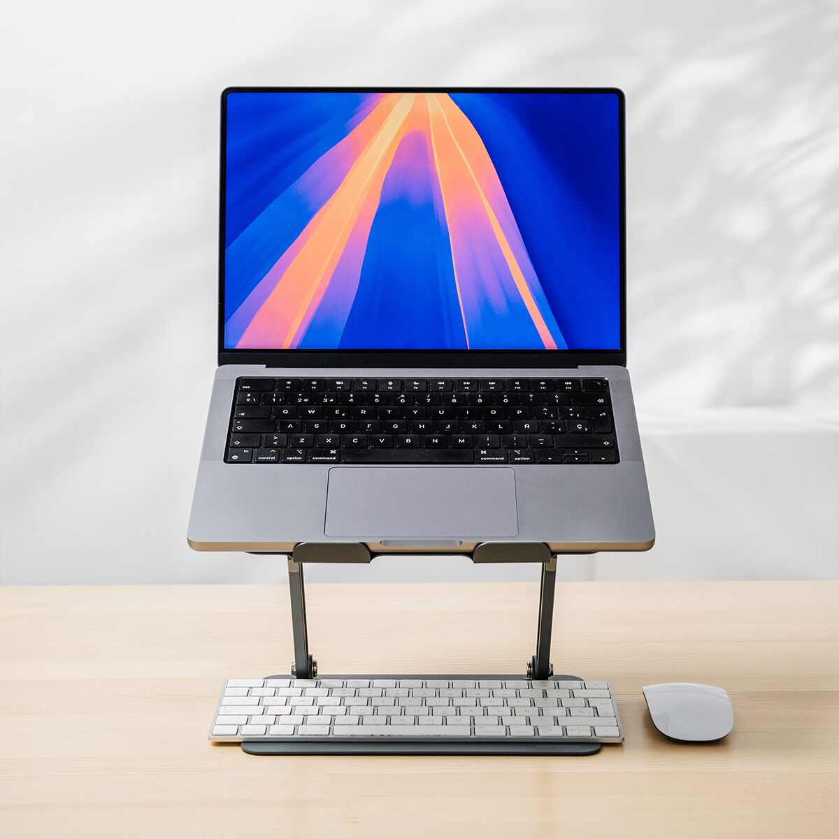 InnovaGoods Klappbar & Verstellbar Notebook Stand Lastan – Produktansicht 2